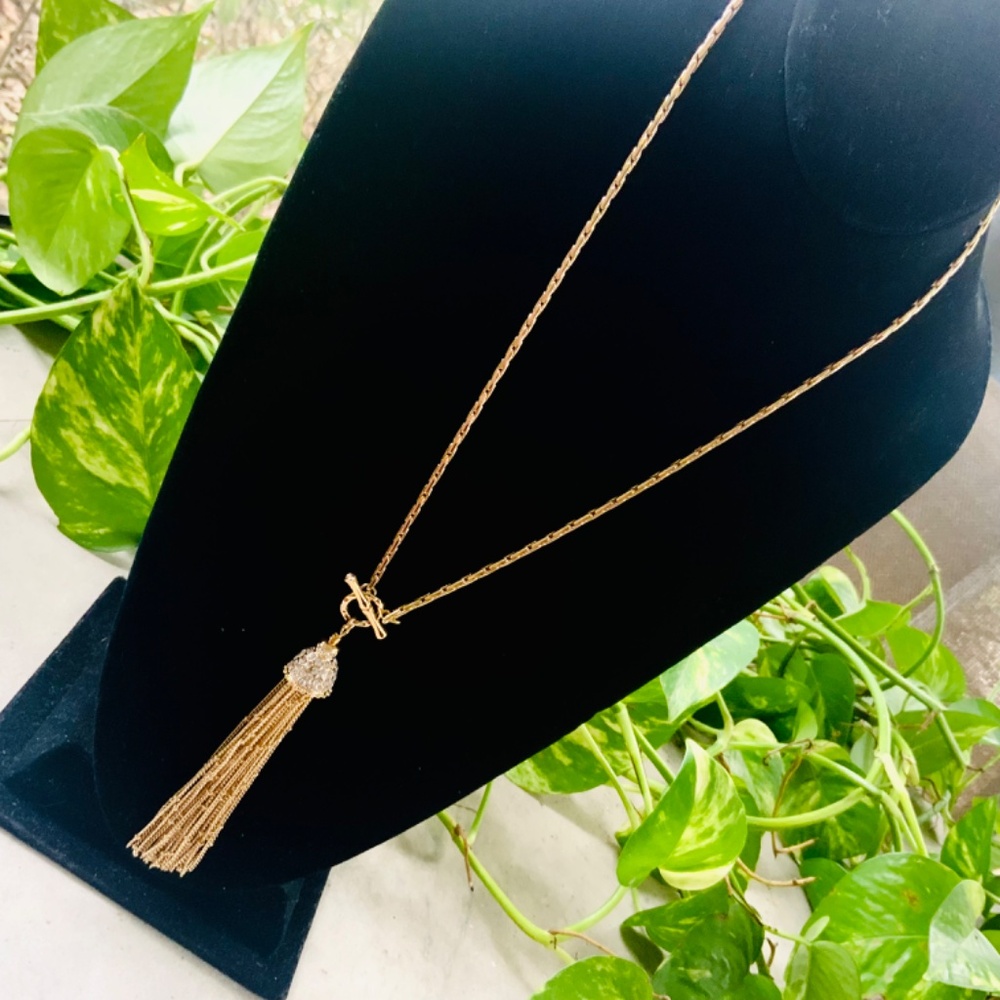 Lilly Pulitzer NECKLACE 🩷 GOLD CHAIN TASSEL CRYSTAL NECKLACE NWT “Fronds”TOGGLE - Picture 10 of 16